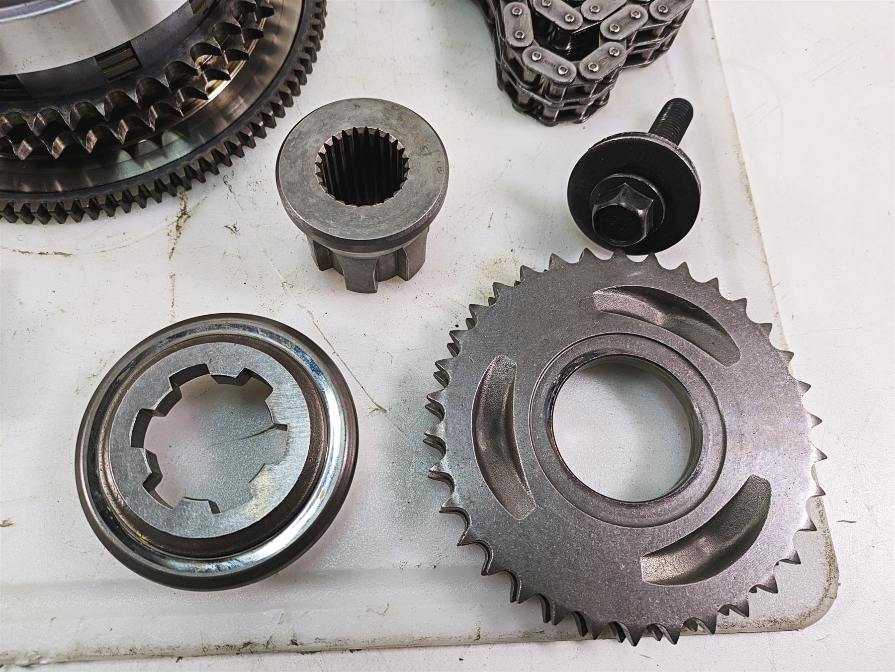 2009 Harley Softail FLSTSB Cross Bones Primary Drive Clutch Kit -Read 37813-06A {{ shop.shopifyCountryName }} - Mototech271