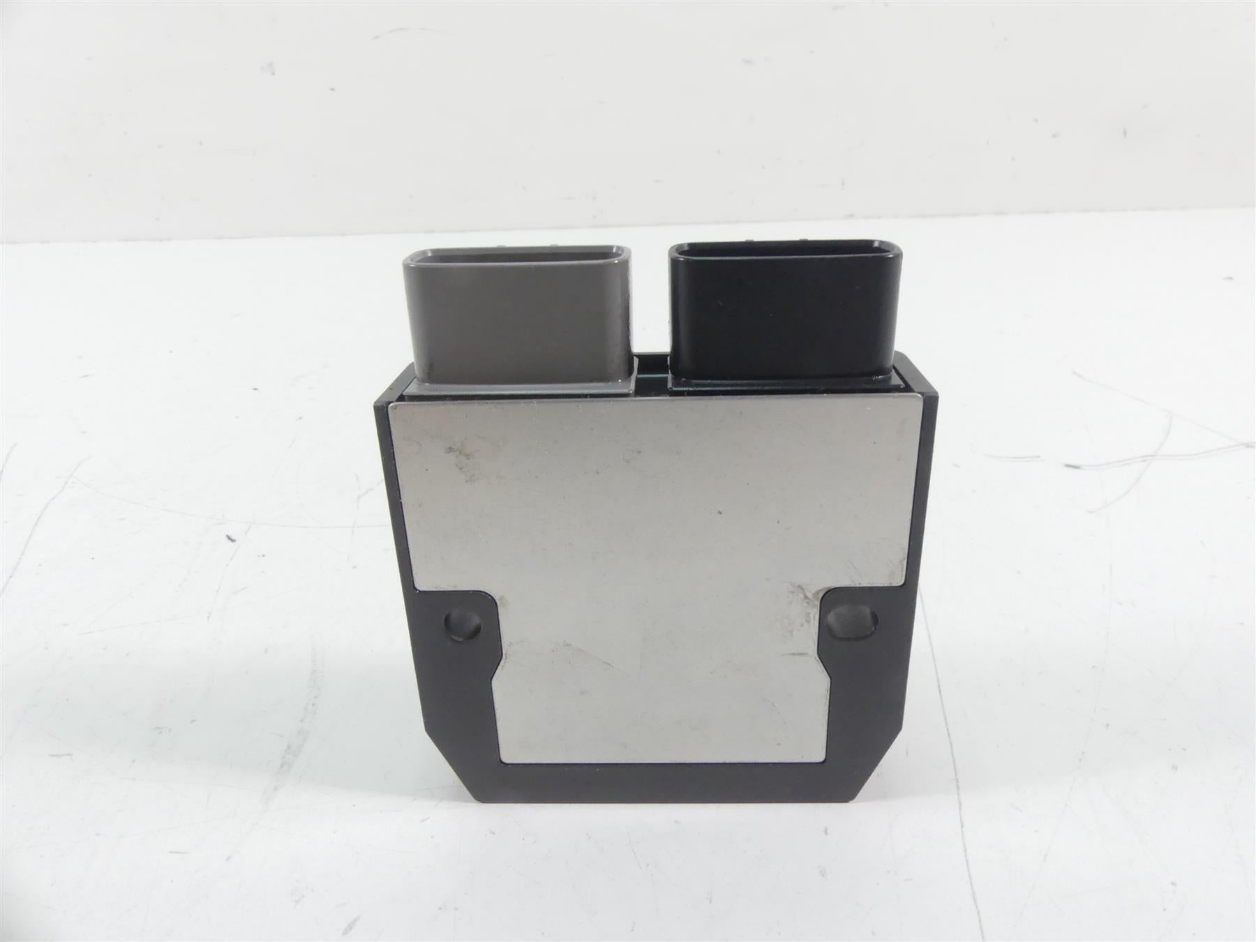 2015 Ducati Diavel Carbon Red Rectifier Voltage Regulator 54040301B FH020AA {{ shop.shopifyCountryName }} - Mototech271