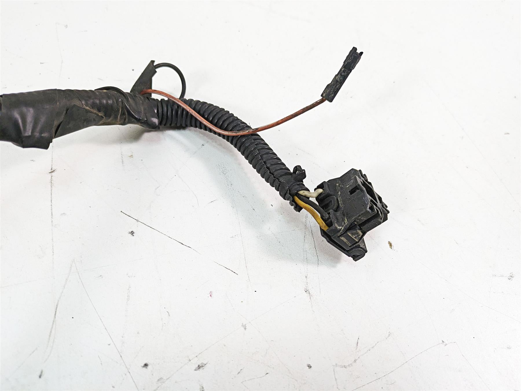 2008 Harley FLHTCU Electra Glide Front Fairing Interconnect Wiring 70232-08 {{ shop.shopifyCountryName }} - Mototech271
