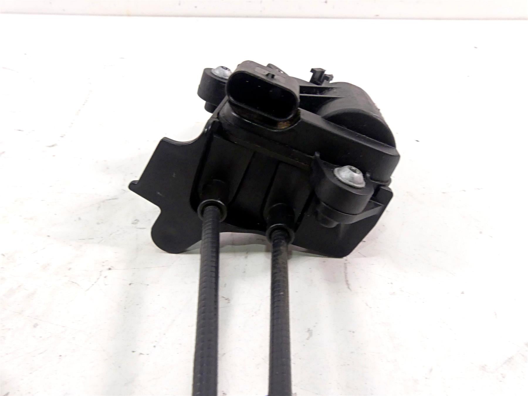 2015 BMW R1200GS GSW K50 Exhaust Manifold Header Servo Flap Motor 18517722614 {{ shop.shopifyCountryName }} - Mototech271
