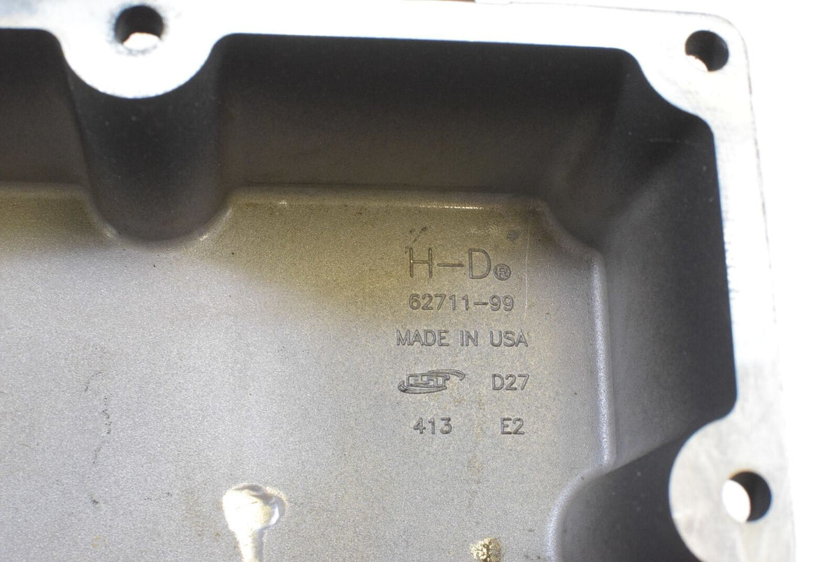2007 Harley Touring FLHX Street Glide Transmission Oil Pan Cover 62711-99 {{ shop.shopifyCountryName }} - Mototech271