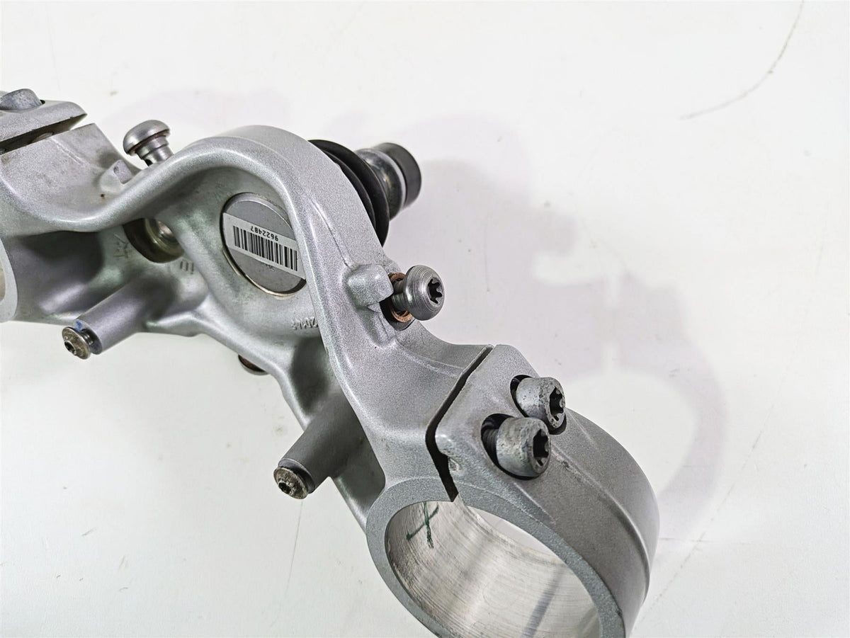 2012 BMW R1200R K27 Lower Triple Tree Steering Clamp X144 31428520146 {{ shop.shopifyCountryName }} - Mototech271