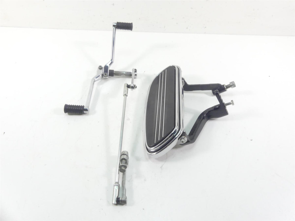 2005 Harley Touring FLHRSI Road King Left Front Floorboard & Shifter 50622-83C {{ shop.shopifyCountryName }} - Mototech271