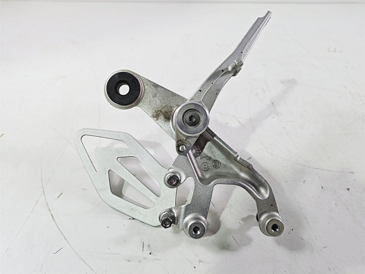 2016 BMW S1000RR K46 Right Foot Peg Set & Brake Pedal 46717728308 {{ shop.shopifyCountryName }} - Mototech271