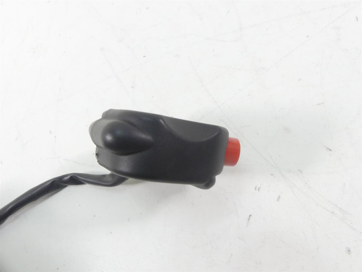 2004 Aprilia RSV1000 R Mille Right Hand Start Kill Control Switch AP8118637 {{ shop.shopifyCountryName }} - Mototech271