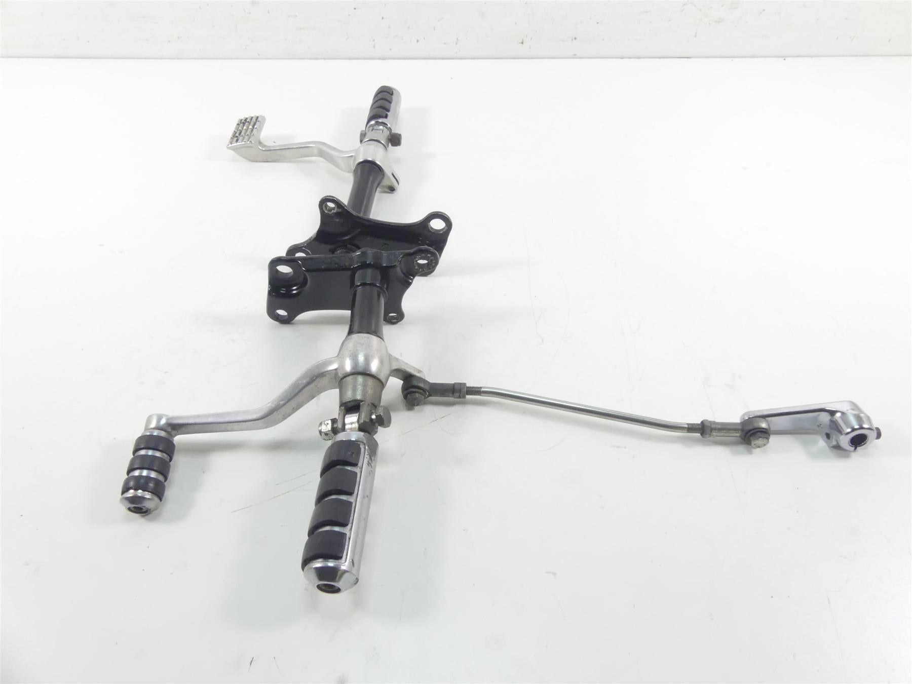 2003 Harley Sportster XL1200 C 100th Anniv Front Footpeg & Pedal Set 50951-90 {{ shop.shopifyCountryName }} - Mototech271