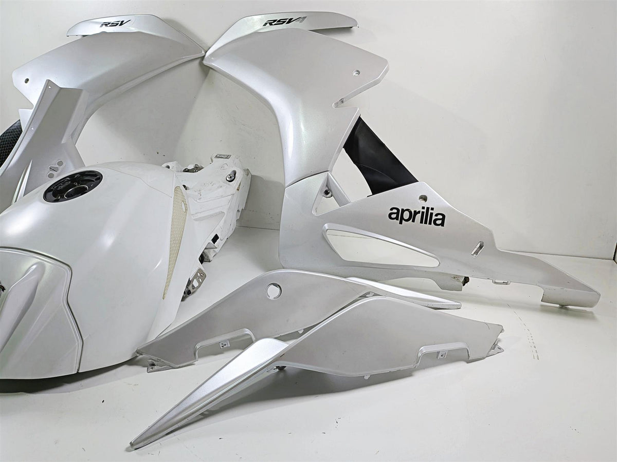 2018 Aprilia RSV4 RR Full Aftermarket Fairing Cover Set + Fuel Gas Tank -Video {{ shop.shopifyCountryName }} - Mototech271