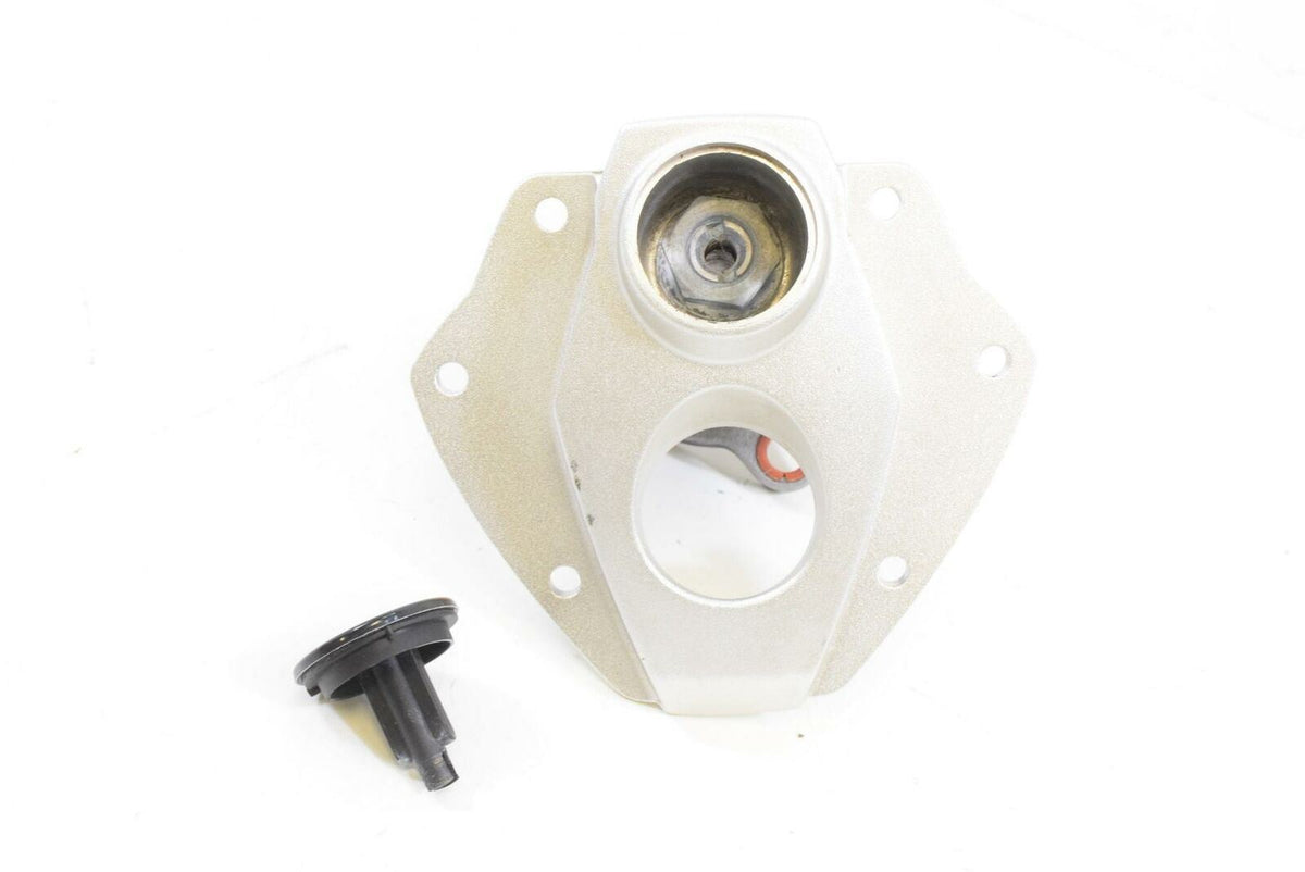 2014 BMW K1600 GTL K48 Upper Handlebar Bridge Mount & Steering Piece 3271772166 {{ shop.shopifyCountryName }} - Mototech271