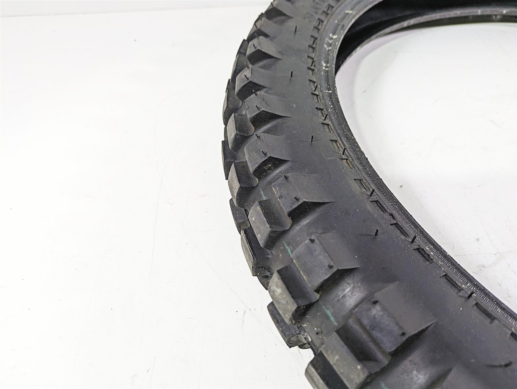 Used Motorcycle IRC TR8 Battle Rally Series Tire Front - 3.00-21 301700 {{ shop.shopifyCountryName }} - Mototech271