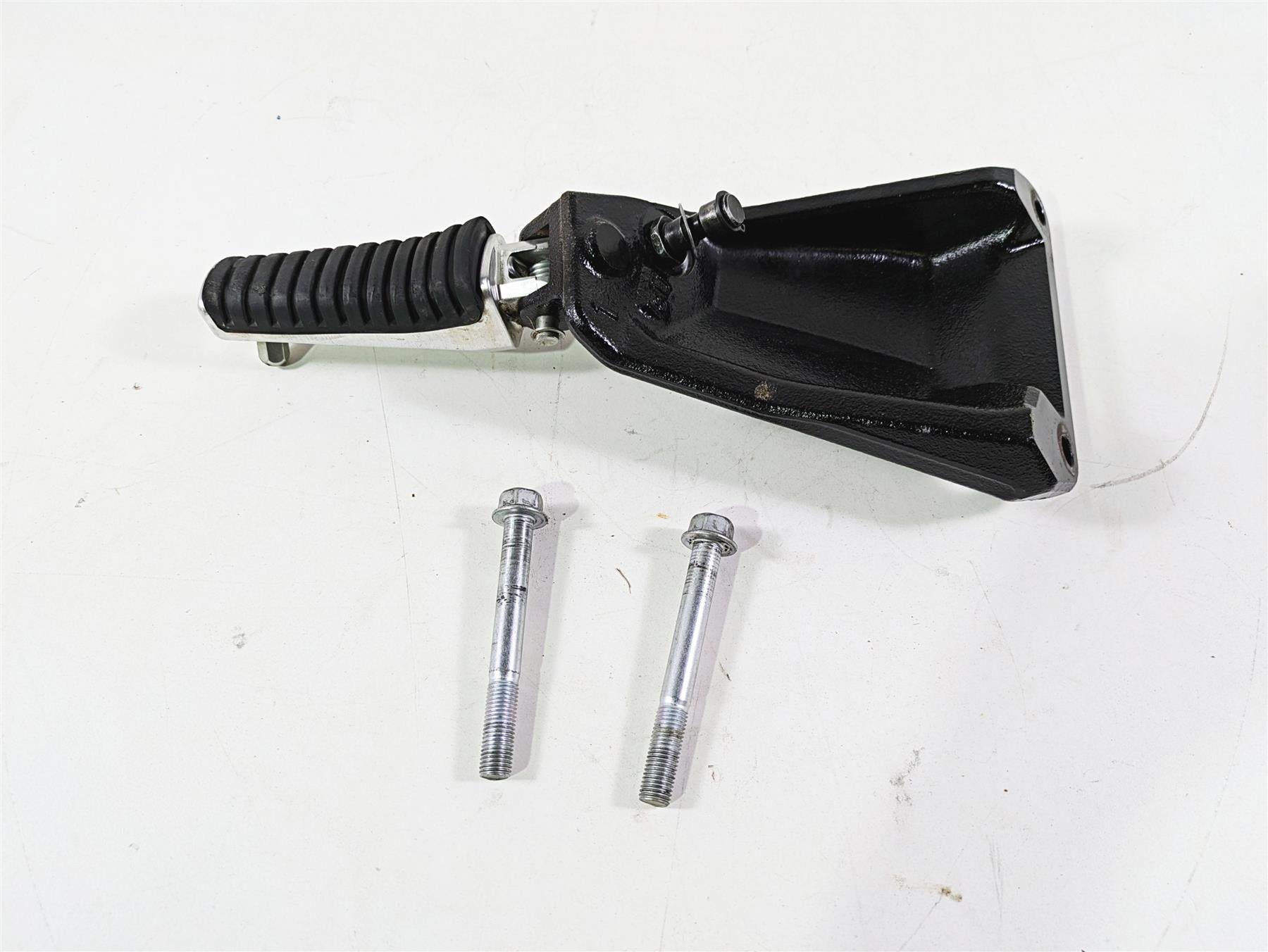 2016 Suzuki M109R VZR1800 Boulevard Left Front Footpeg + Mount 43521-48G01 | Mototech271