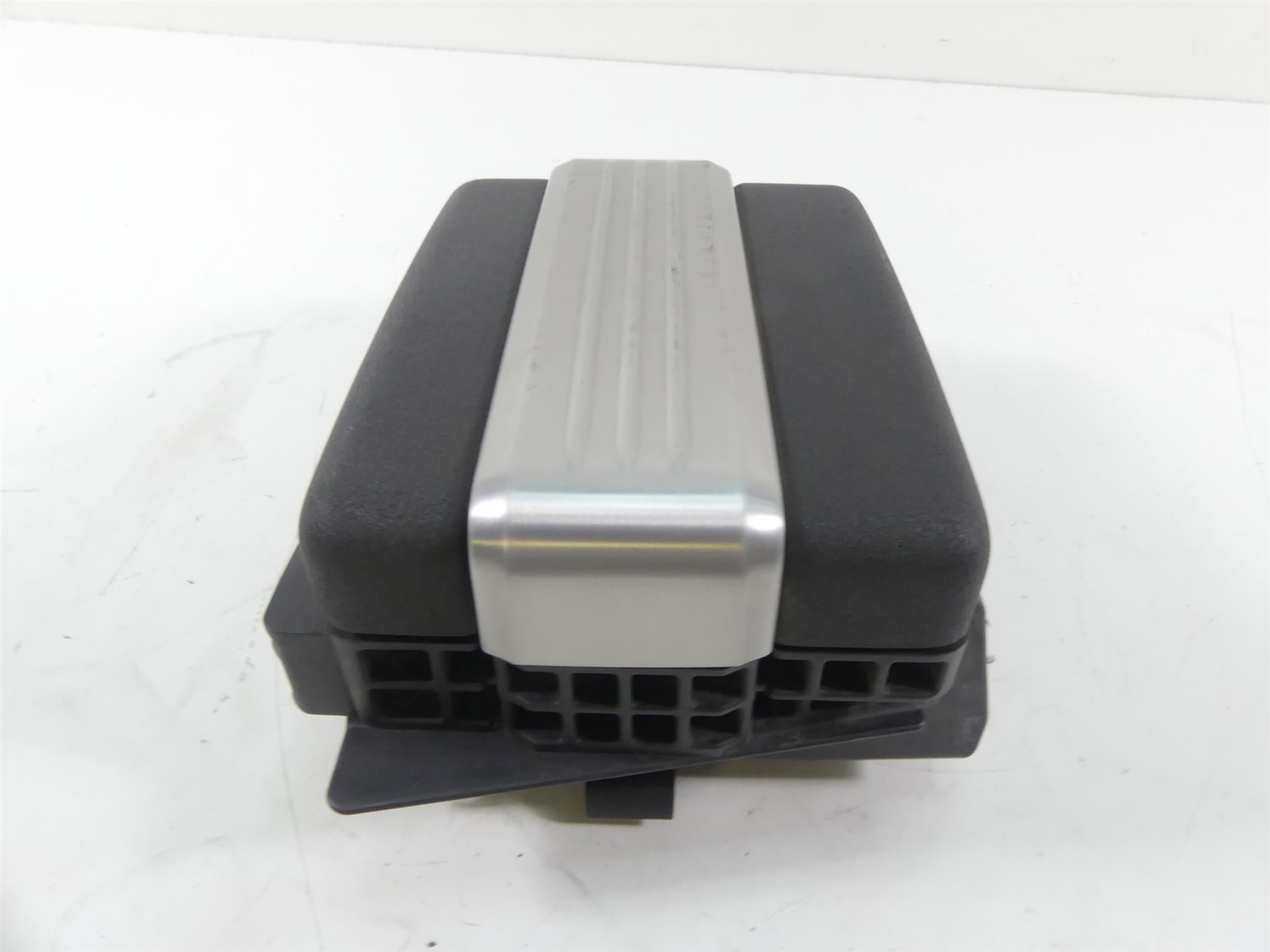 2009 Harley FXDF Dyna Fat Bob Battery Tray Holder Stay Bracket & Cover 70379-06B {{ shop.shopifyCountryName }} - Mototech271