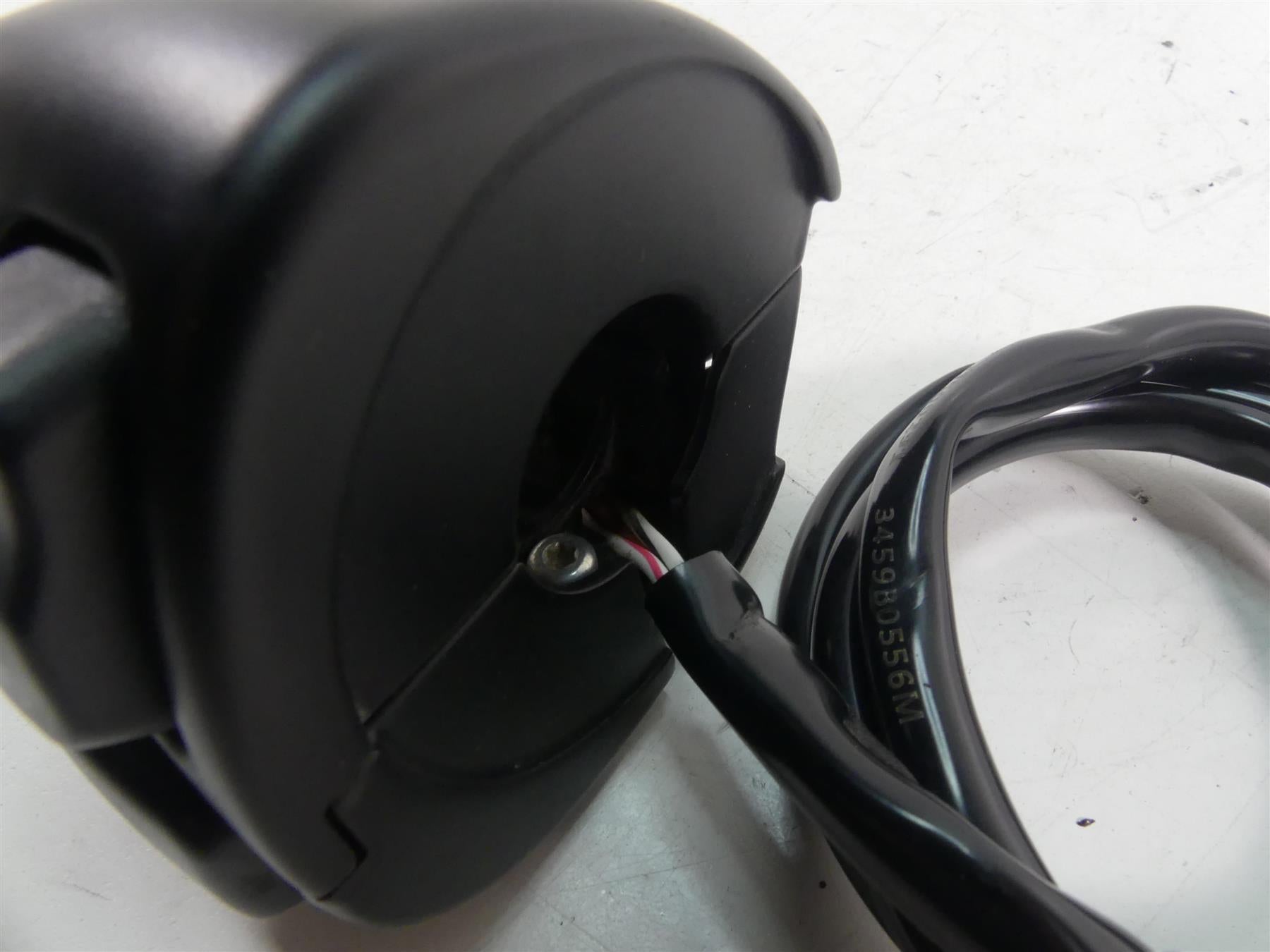 2020 Harley Sportster XL1200 NS Iron Left Hand Blinker Control Switch 71500292 {{ shop.shopifyCountryName }} - Mototech271