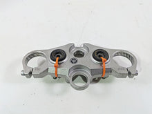 Load image into Gallery viewer, 2009 Yamaha FZ1 FZS10 Fazer Upper Triple Tree Clamp 50mm 2D1-23405-11-00

