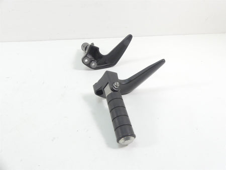 2007 Yamaha XVS1300 V-Star Rear Passenger Foot Peg Footpeg Set 3D8-27430-00-00 {{ shop.shopifyCountryName }} - Mototech271