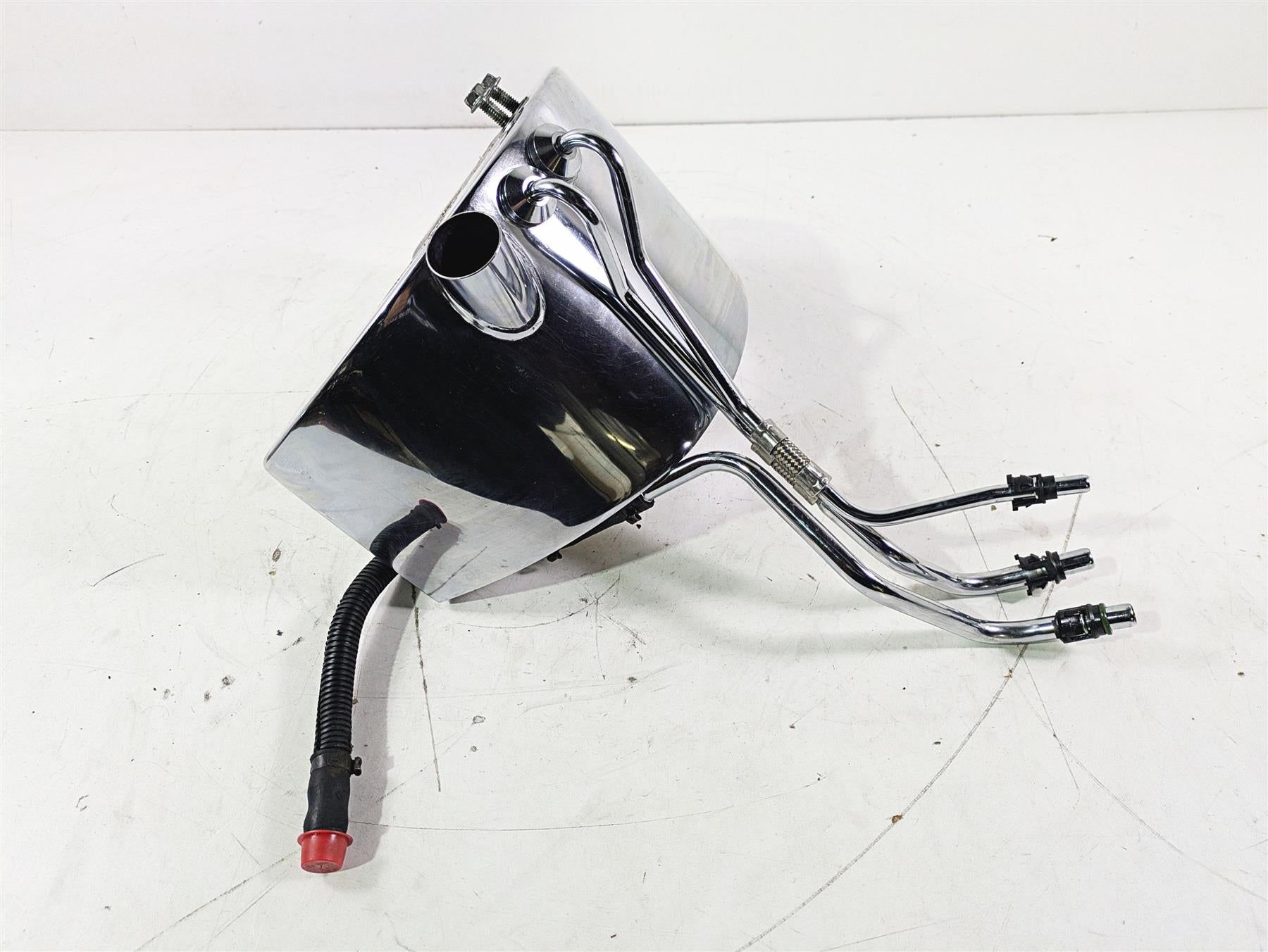 2004 Harley Softail FLSTF Fat Boy Oil Tank Reservoir & Hoses 62498-00A {{ shop.shopifyCountryName }} - Mototech271