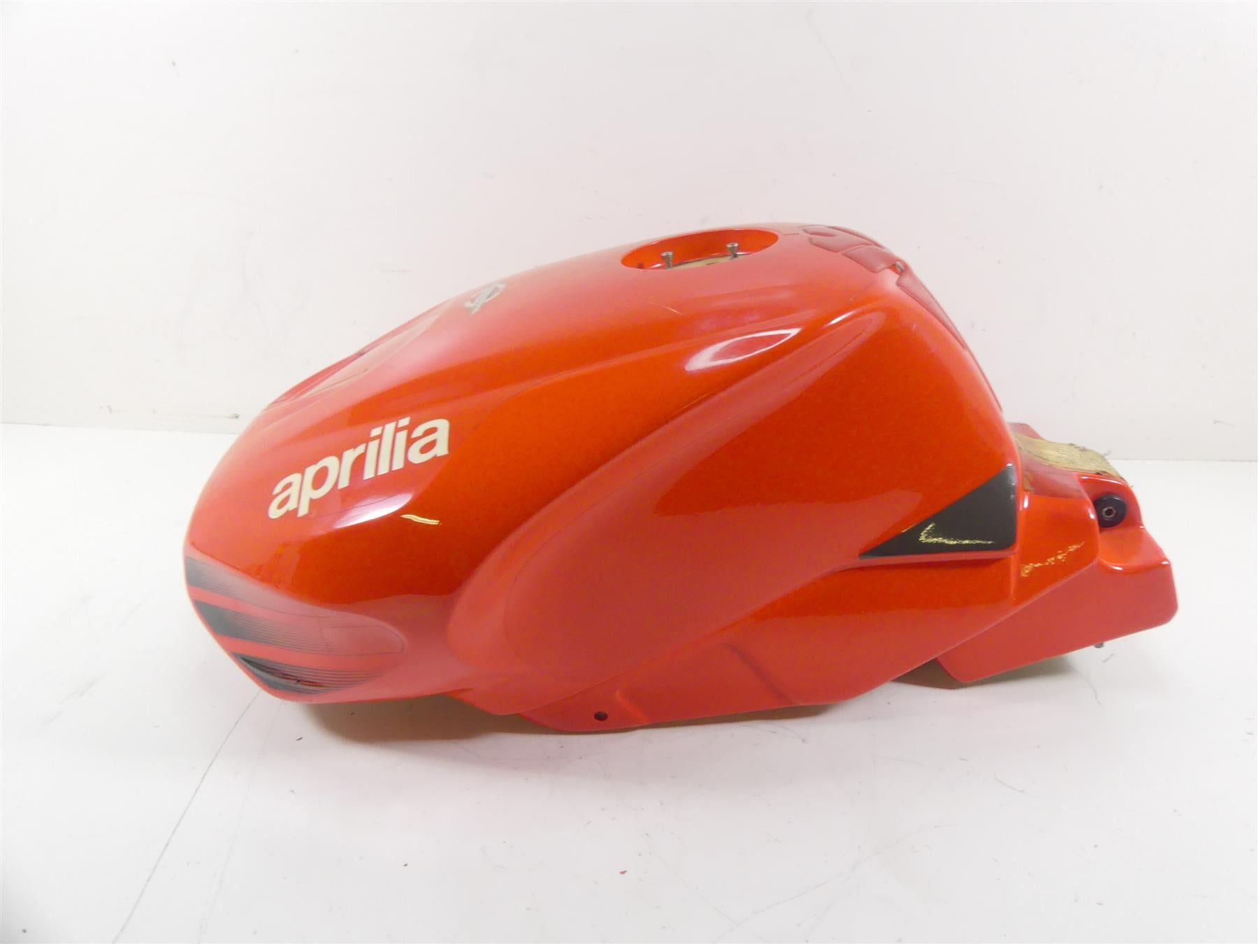 2004 Aprilia RSV1000 R Mille Fuel Gas Petrol Tank -Read 106207 {{ shop.shopifyCountryName }} - Mototech271