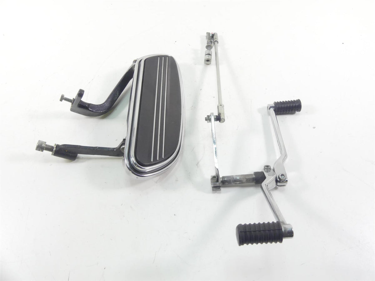 2005 Harley Touring FLHRSI Road King Left Front Floorboard & Shifter 50622-83C {{ shop.shopifyCountryName }} - Mototech271
