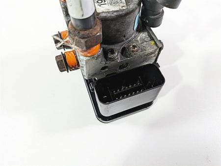 2016 Indian Chief Classic Nissin Abs Brake Pump Module Unit Block 2204981 {{ shop.shopifyCountryName }} - Mototech271