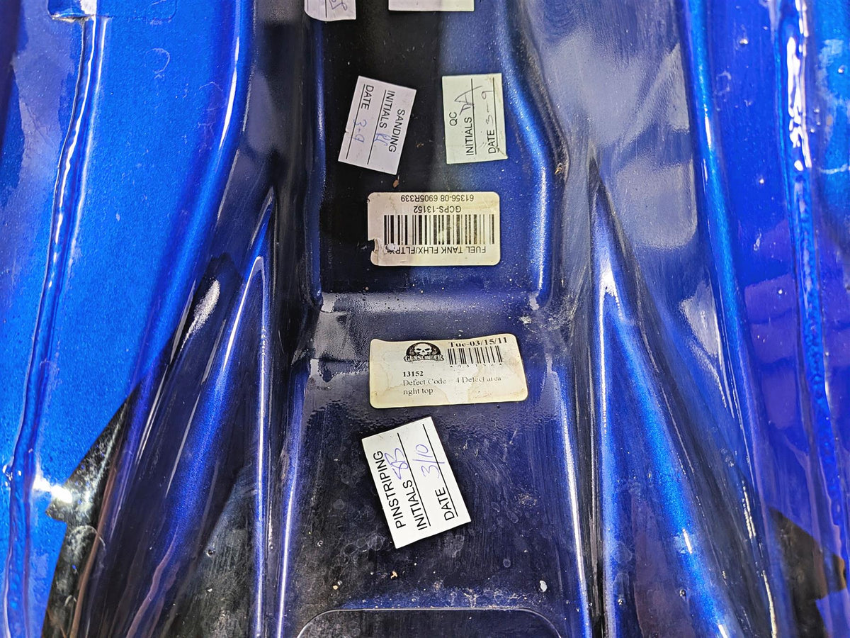 2011 Harley Touring FLHTCU CVO Electra Glide Fuel Petrol Gas Tank 61000006-Mototech271