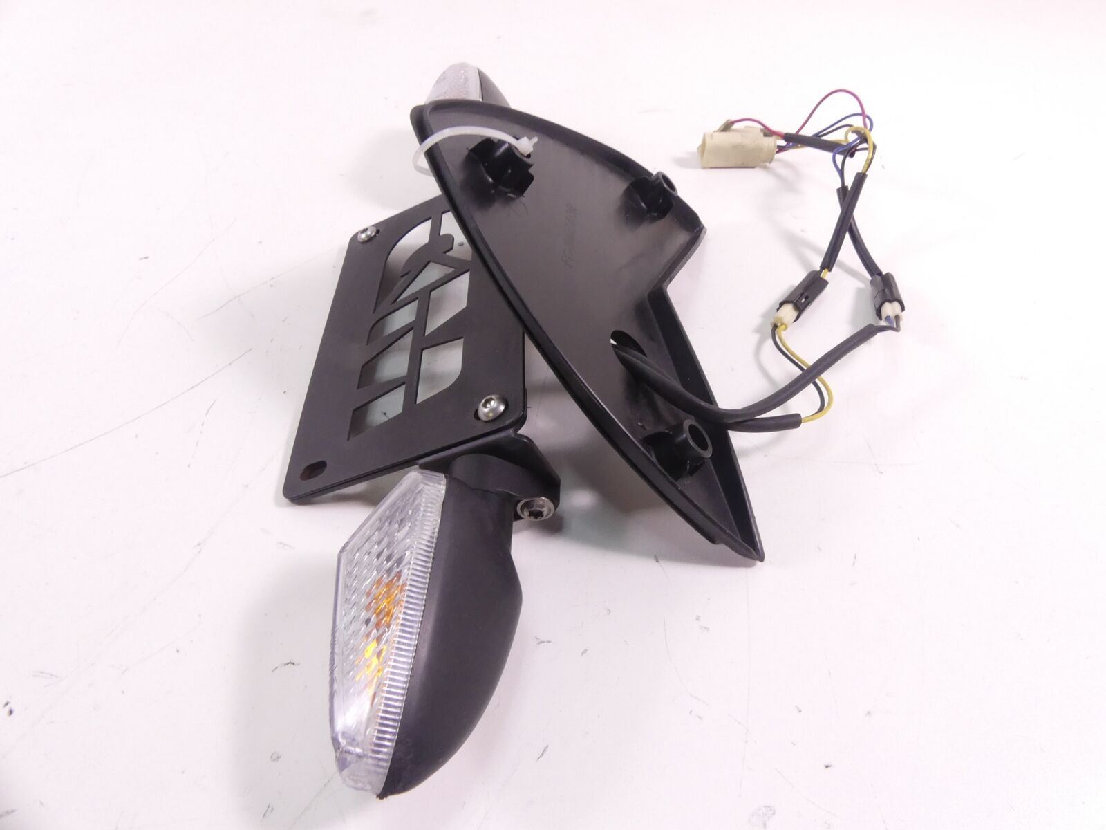 2014 BMW S1000RR K42 HP4 Fender Eliminator Rear Blinker License Plate Holder {{ shop.shopifyCountryName }} - Mototech271
