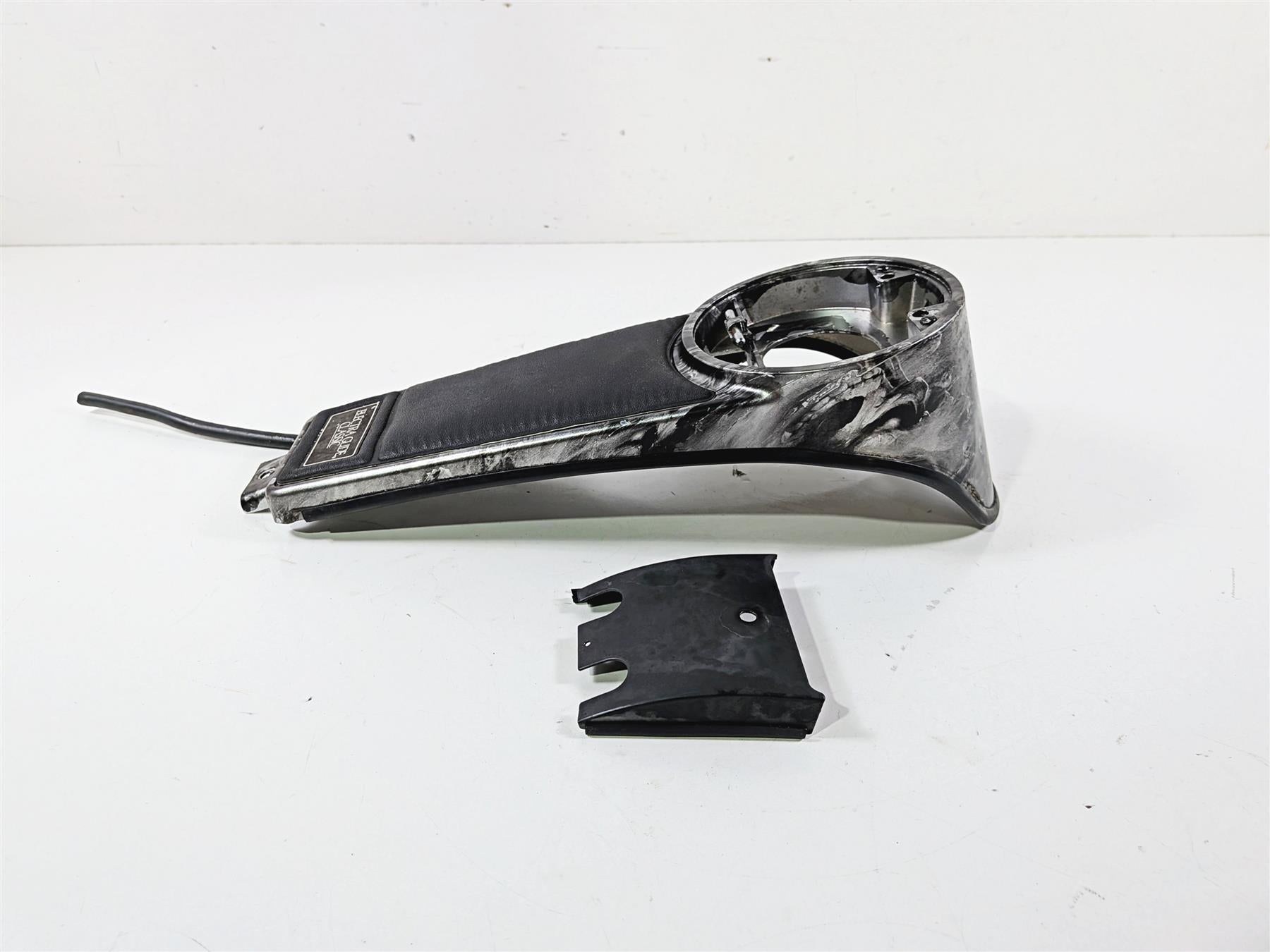 1990 Harley Touring FLHTC Electra Glide Tank Cover Custom Skull Paint 61282-03 {{ shop.shopifyCountryName }} - Mototech271