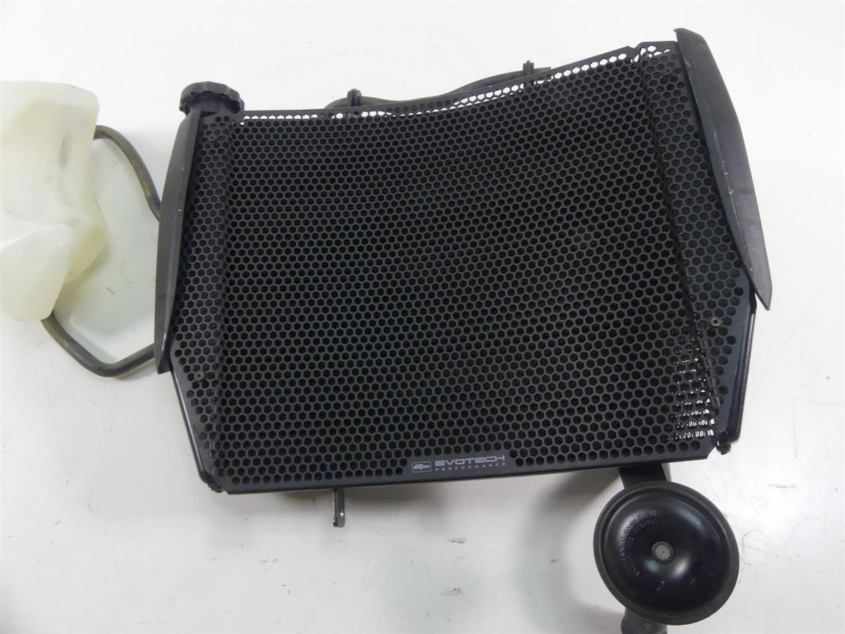 2018 Triumph Street Triple 765RS Radiator Fan Reservoir Hoses Set T2101741 {{ shop.shopifyCountryName }} - Mototech271