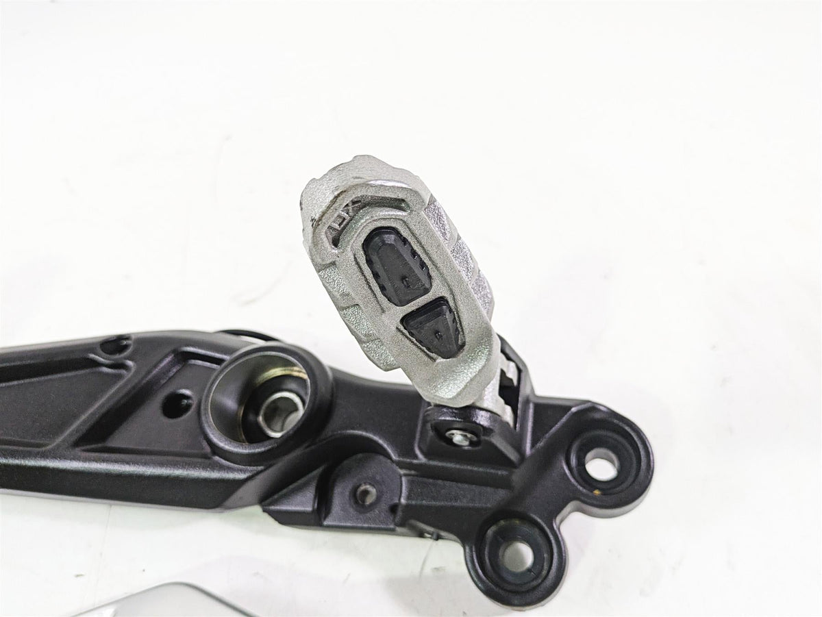 2018 Ducati Hypermotard 939 SP Right Foot Peg Bracket & Brake Pedal 82412101CA {{ shop.shopifyCountryName }} - Mototech271