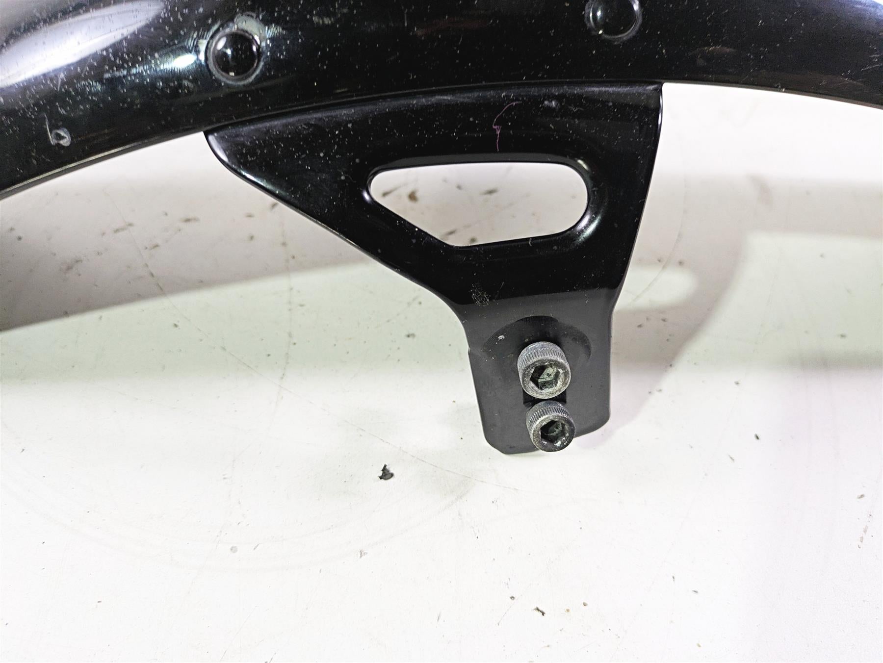 2011 Harley FXDC Dyna Super Glide Front Fender 60139-06B {{ shop.shopifyCountryName }} - Mototech271