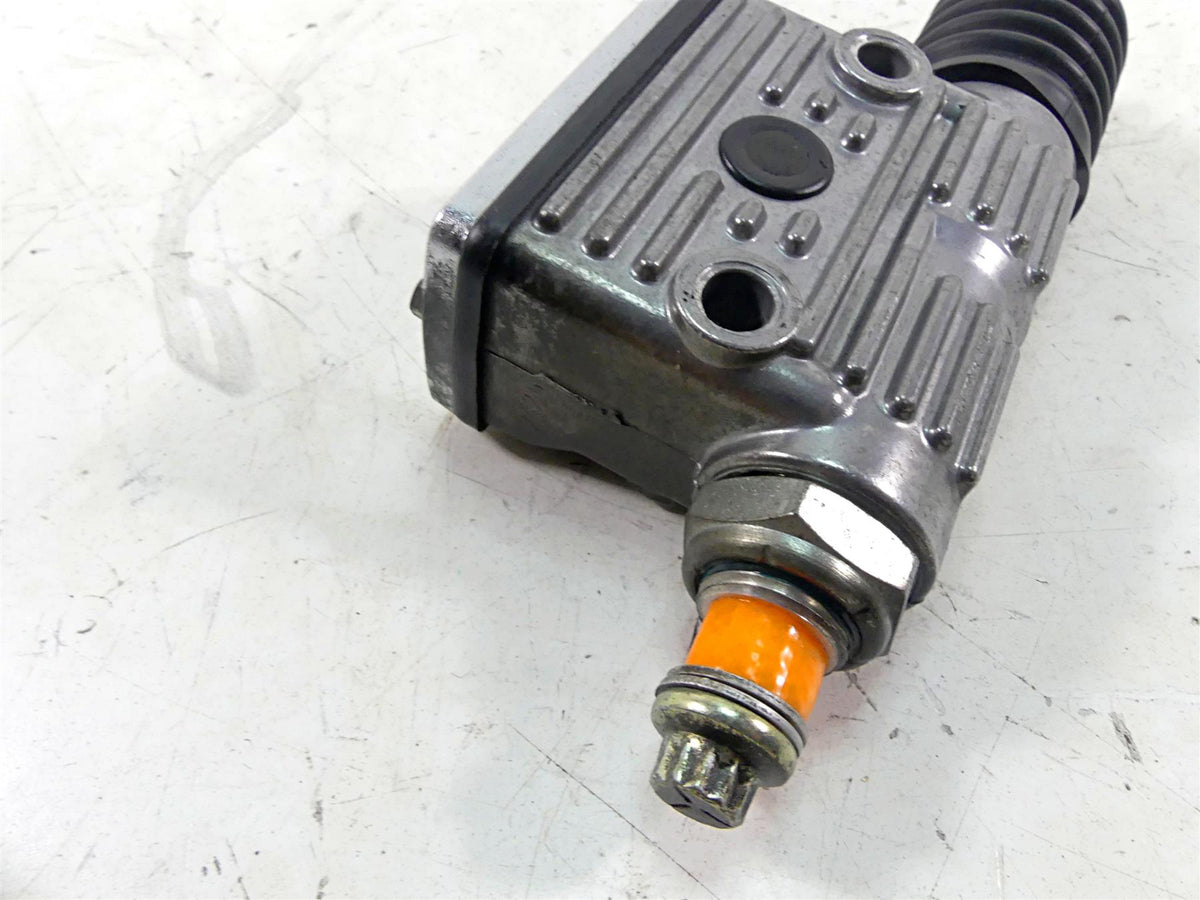 1997 Harley Sportster XL1200 C Rear Brake Master Cylinder 42456-87D {{ shop.shopifyCountryName }} - Mototech271