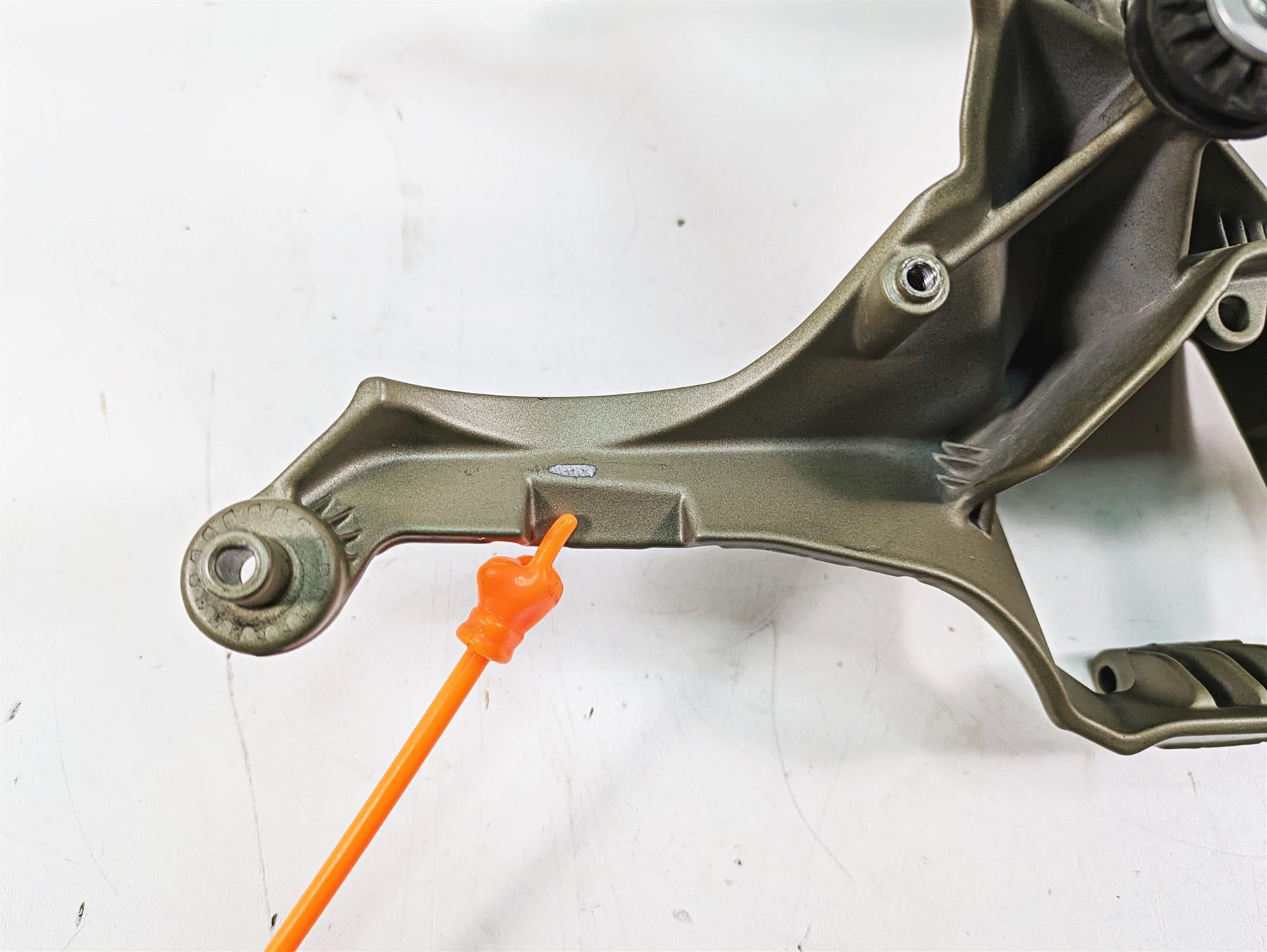 2016 Ducati Panigale 1299 S Oem Magnesium Front Stay Holder Carrier 8291E182AA {{ shop.shopifyCountryName }} - Mototech271