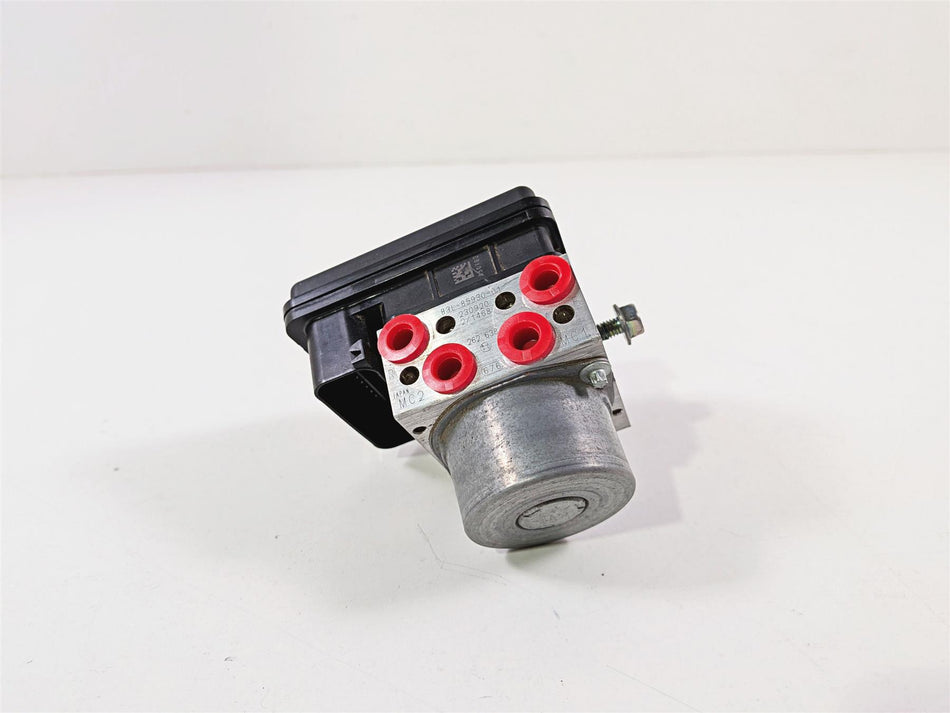 2024 Yamaha YZF R1 RN65 Abs Brake Pump Pressure Module Unit B3L-85930-08-00 {{ shop.shopifyCountryName }} - Mototech271