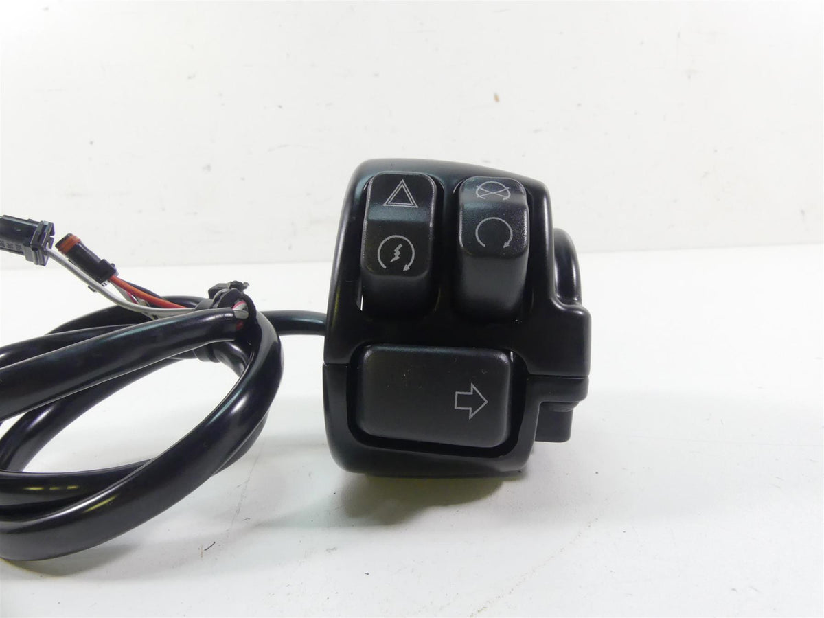 2018 Harley Softail FXFB Fat Bob Right Hand Start Stop Control Switch 71500462 {{ shop.shopifyCountryName }} - Mototech271