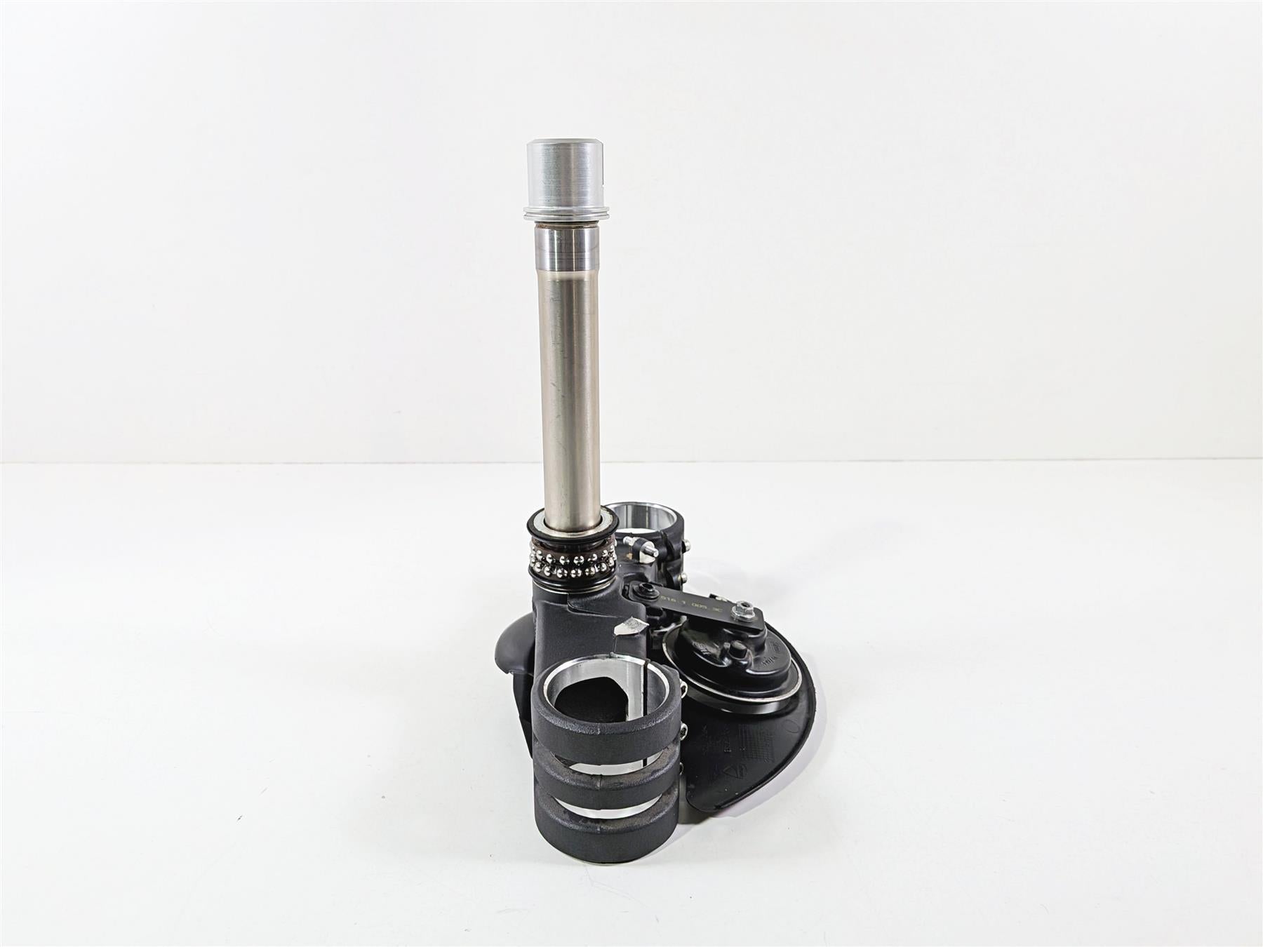 2019 Ducati Panigale V4S V4 S Corse Lower Triple Tree Ohlins -Read 34230691A {{ shop.shopifyCountryName }} - Mototech271