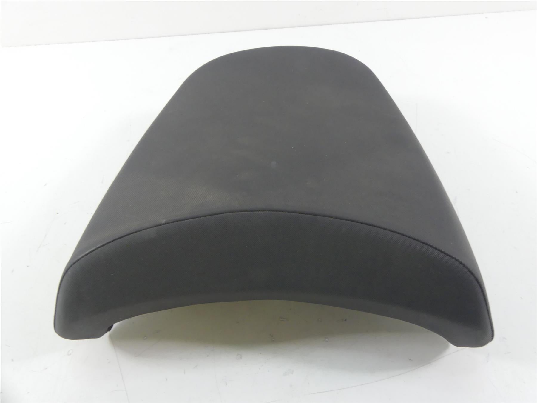 2009 BMW R1200GS K25 Rear Passenger Pillion Saddle Seat - Nice! 52537667726 {{ shop.shopifyCountryName }} - Mototech271