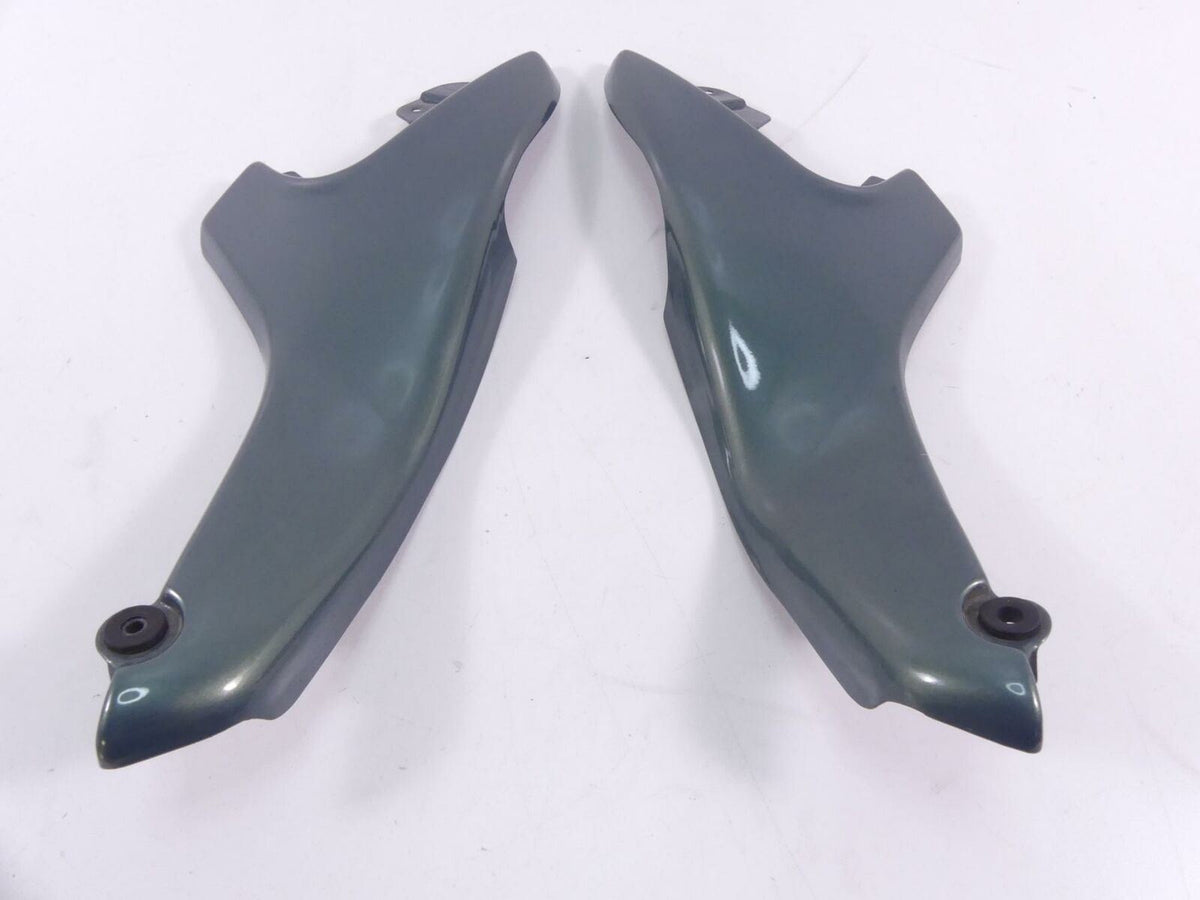2002 BMW R1200 C Side Cover Fairing Trim Set 46632328325 46632328326 {{ shop.shopifyCountryName }} - Mototech271