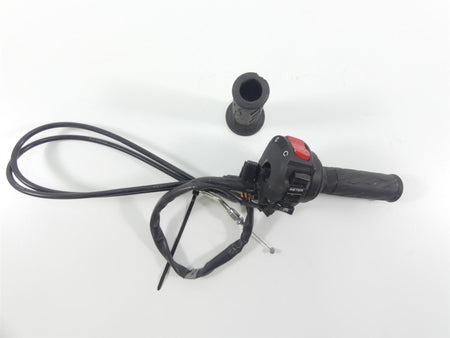 2022 Suzuki GSXR750 Right Hand Control Switch Throttle & Grips -Read 37200-47H30 {{ shop.shopifyCountryName }} - Mototech271