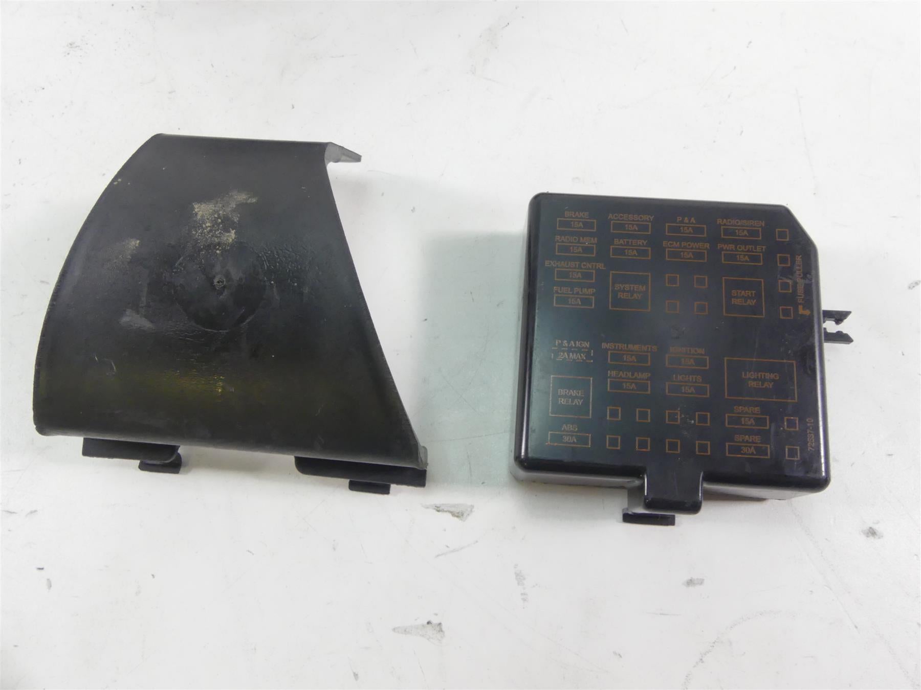 2012 Harley Touring FLHX Street Glide Battery Tray & Electric Holders 66281-09 {{ shop.shopifyCountryName }} - Mototech271