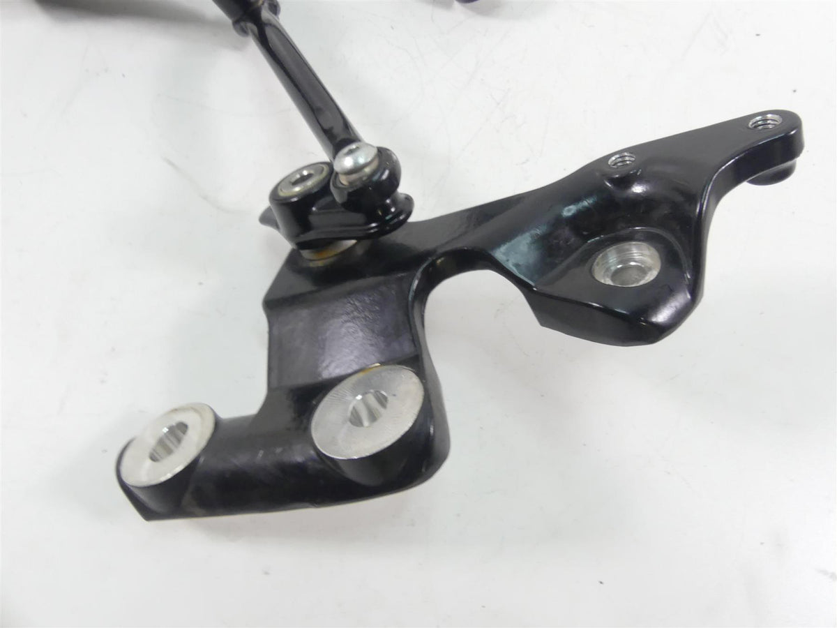 2022 Harley Softail FXBBS Street Bob Right Footpeg Brake Pedal Set 50500601 {{ shop.shopifyCountryName }} - Mototech271