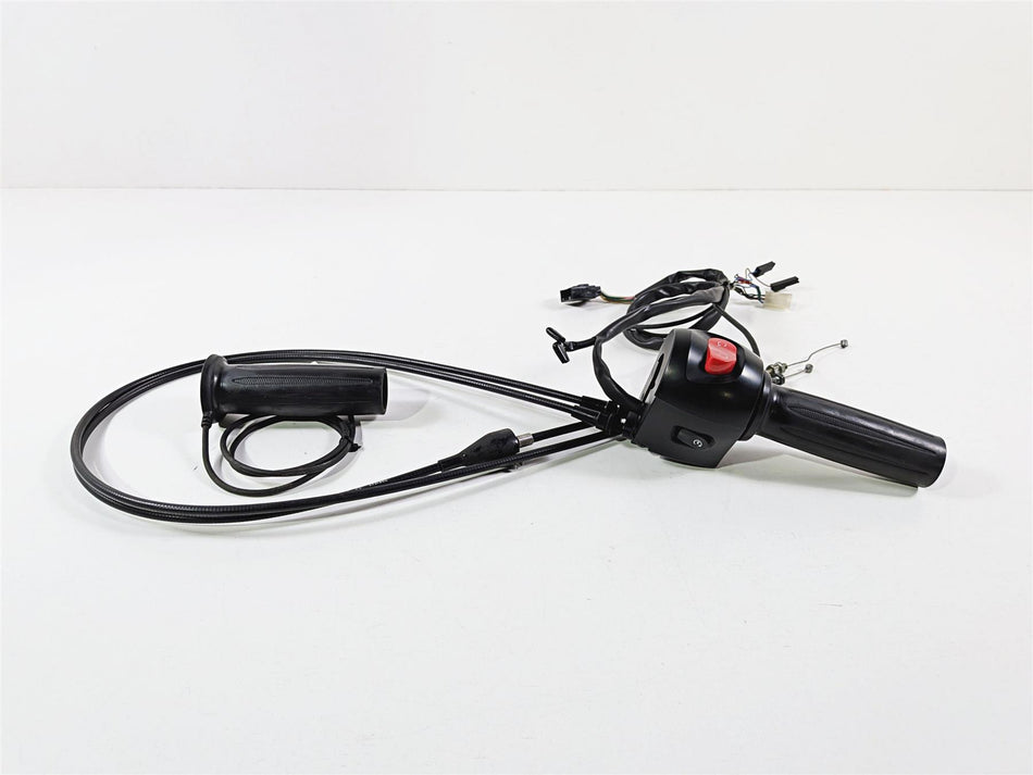 2013 Victory Vision Tour Right Hand Control Switch & Grip Heater 4011357 {{ shop.shopifyCountryName }} - Mototech271