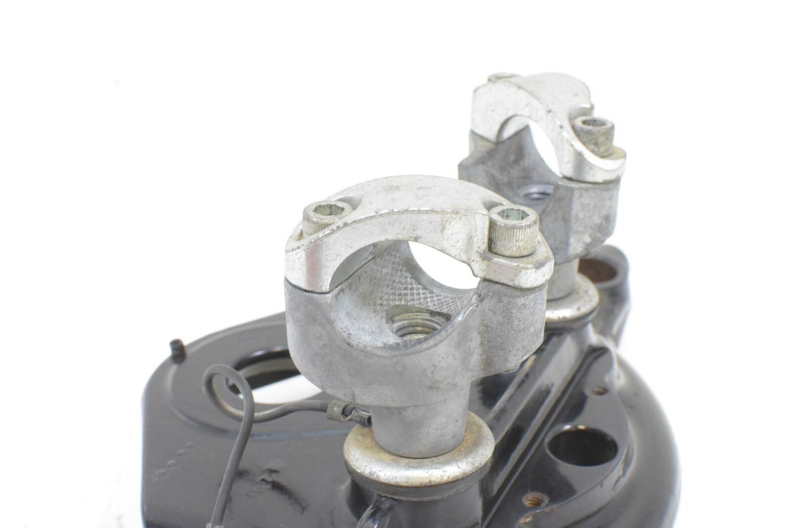 2006 Harley Touring FLHTCUI Electra Glide Upper Triple Tree W Risers 45435-95 {{ shop.shopifyCountryName }} - Mototech271