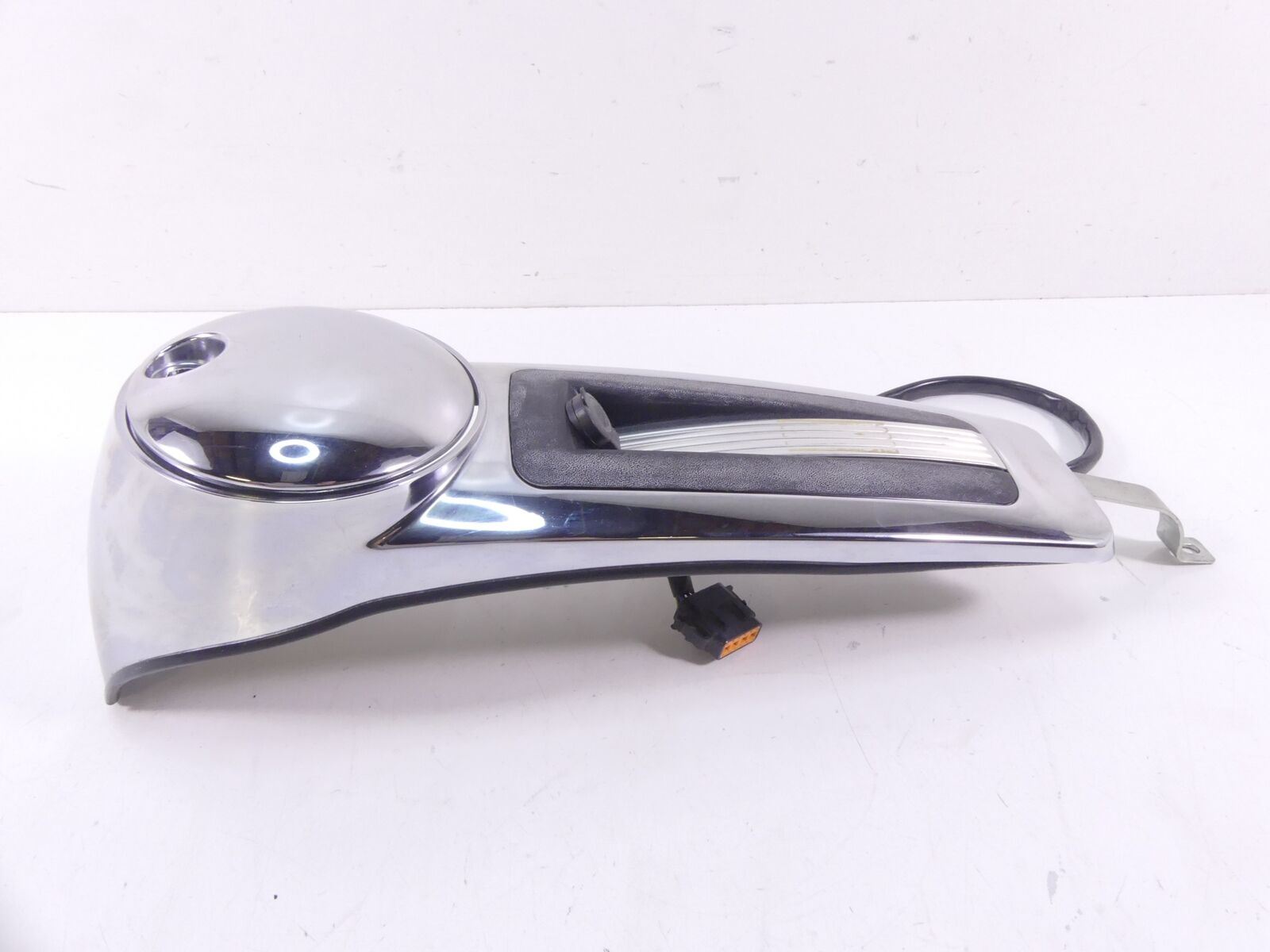2009 Harley Touring FLHTCU Electra Glide Fuel Gas Tank Dash Cover 61270-08 {{ shop.shopifyCountryName }} - Mototech271