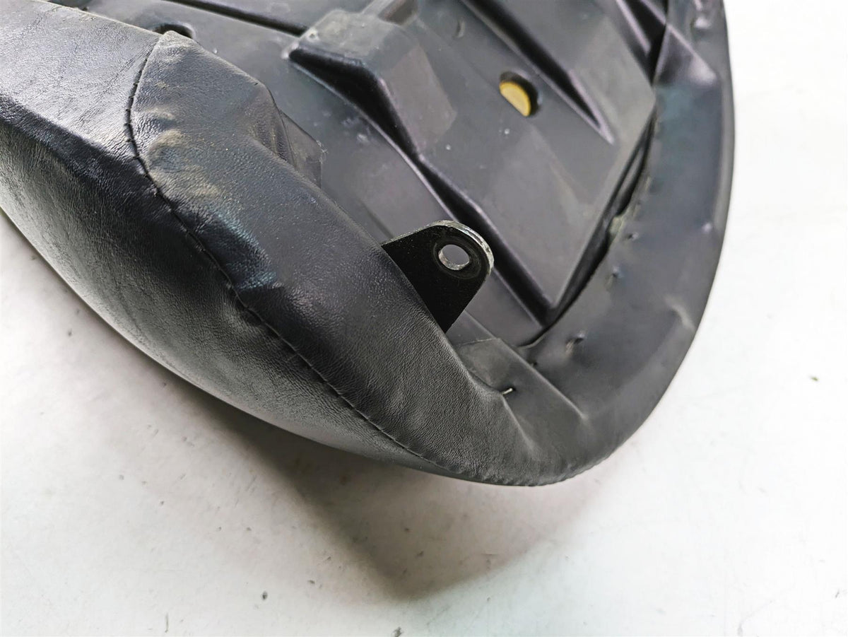 1997 Kawasaki VN1500 Vulcan Front Rider Seat Saddle - No Tears 53001-1806 {{ shop.shopifyCountryName }} - Mototech271