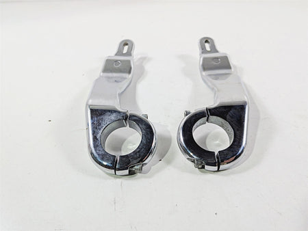 2015 Harley Touring FLTRUSE CVO Road Glide Chrome Front Fairing Mount 47200261-Mototech271
