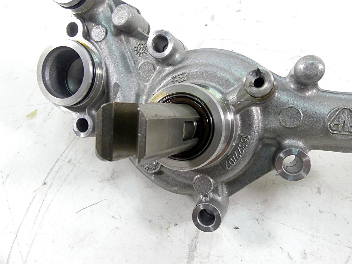 2015 BMW R1200GS GSW K50 Engine Waterpump Water Pump 11518529879 {{ shop.shopifyCountryName }} - Mototech271