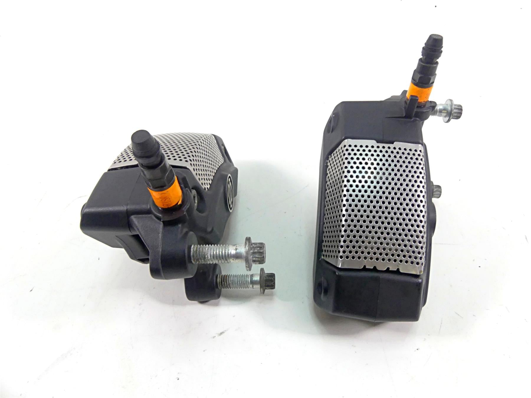 2015 Harley VRSCF Muscle V-Rod Nice Front Brake Caliper Set 44731-08 44732-08 {{ shop.shopifyCountryName }} - Mototech271