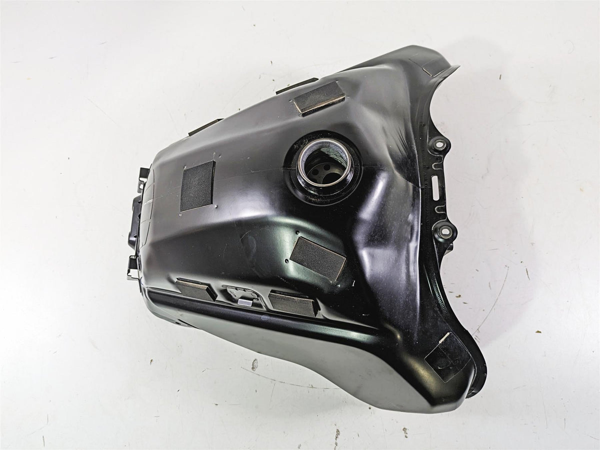 2021 Yamaha Tenere 700 XTZ7 Fuel Gas Petrol Tank BW3-24110-01-P1 BW3-24110-02-P1 {{ shop.shopifyCountryName }} - Mototech271