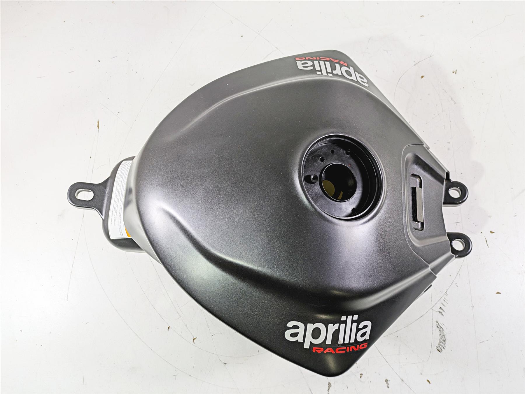 2021 Aprilia RS660 Oem Fuel Gas Petrol Tank - No Holes No Leaks 2B005484 {{ shop.shopifyCountryName }} - Mototech271
