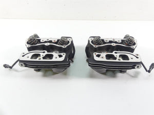 2013 Harley Touring FLHX Street Glide Cylinderhead Cylinder Head Set 17193-06A | Mototech271