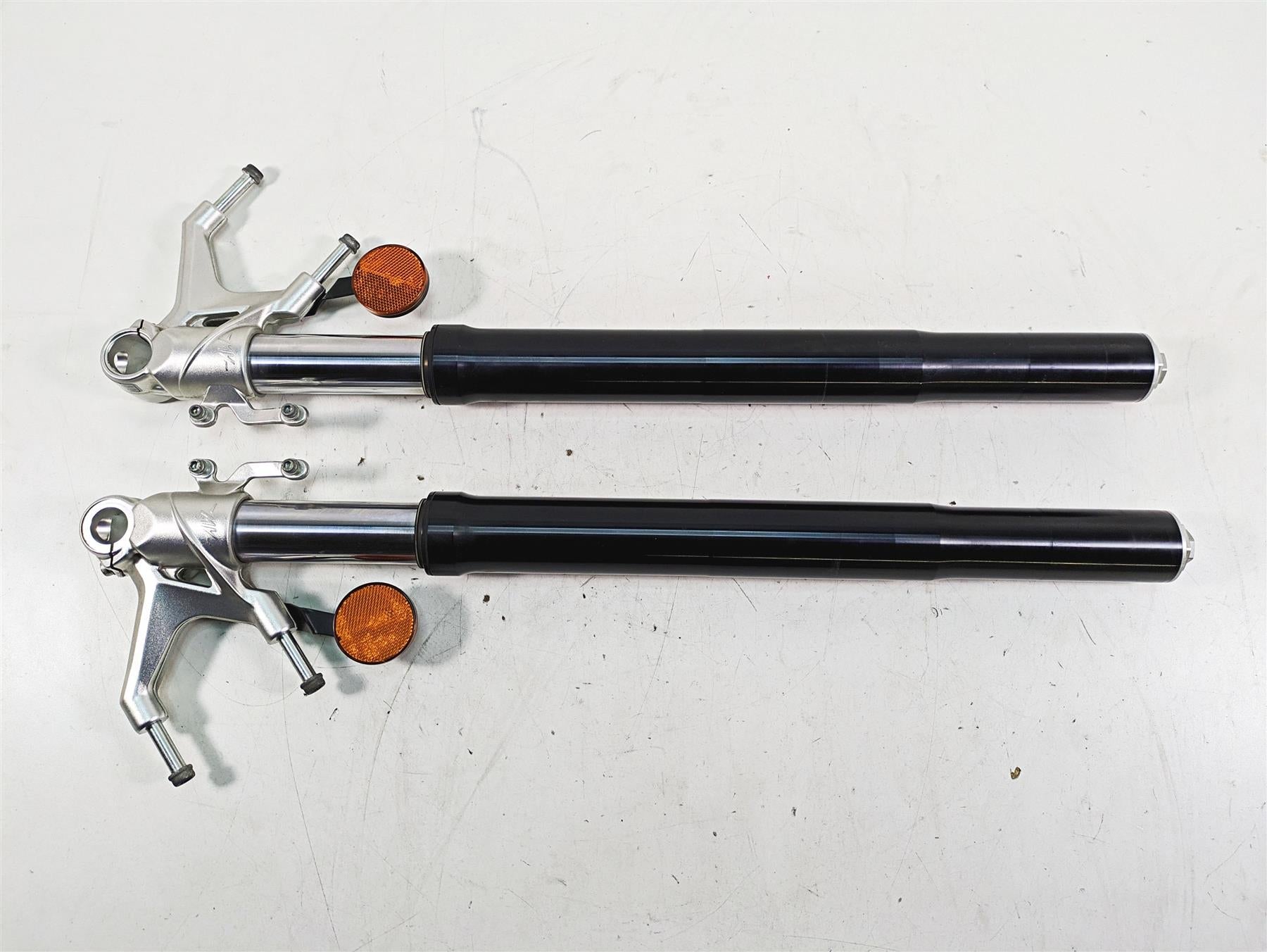 2013 MV Agusta F3 675 ERA Straight Marzocchi Front Fork Leg Set 8000B7130 {{ shop.shopifyCountryName }} - Mototech271