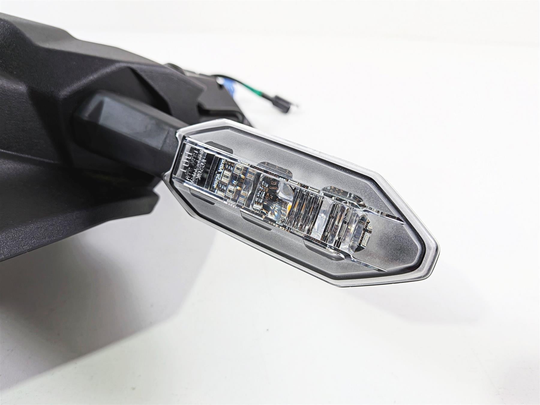 2024 Kawasaki EX500 Ninja 40th An. Rear turn Signal Blinker Fender 35019-0639 {{ shop.shopifyCountryName }} - Mototech271